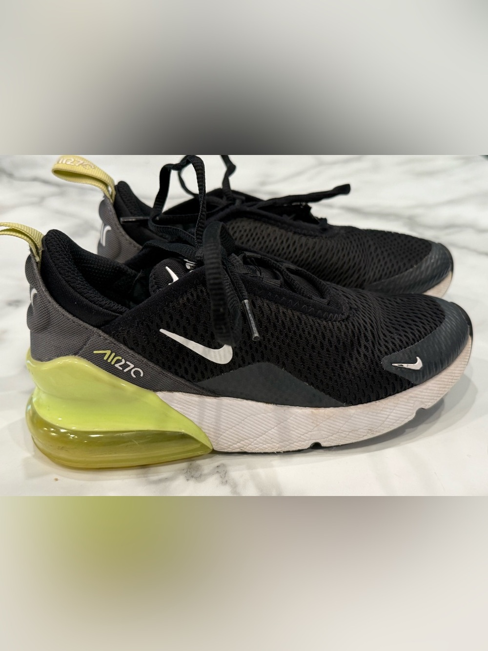 Nike Air Max 270 Boys Size 1Y